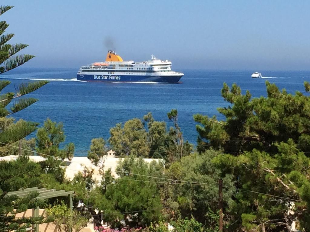 Paros Rooms Dora Екстериор снимка
