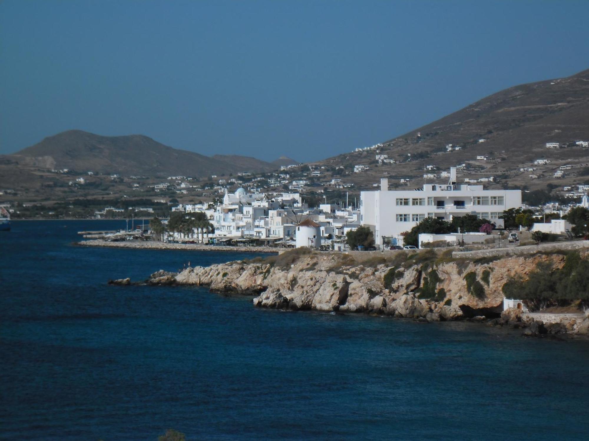 Paros Rooms Dora Екстериор снимка