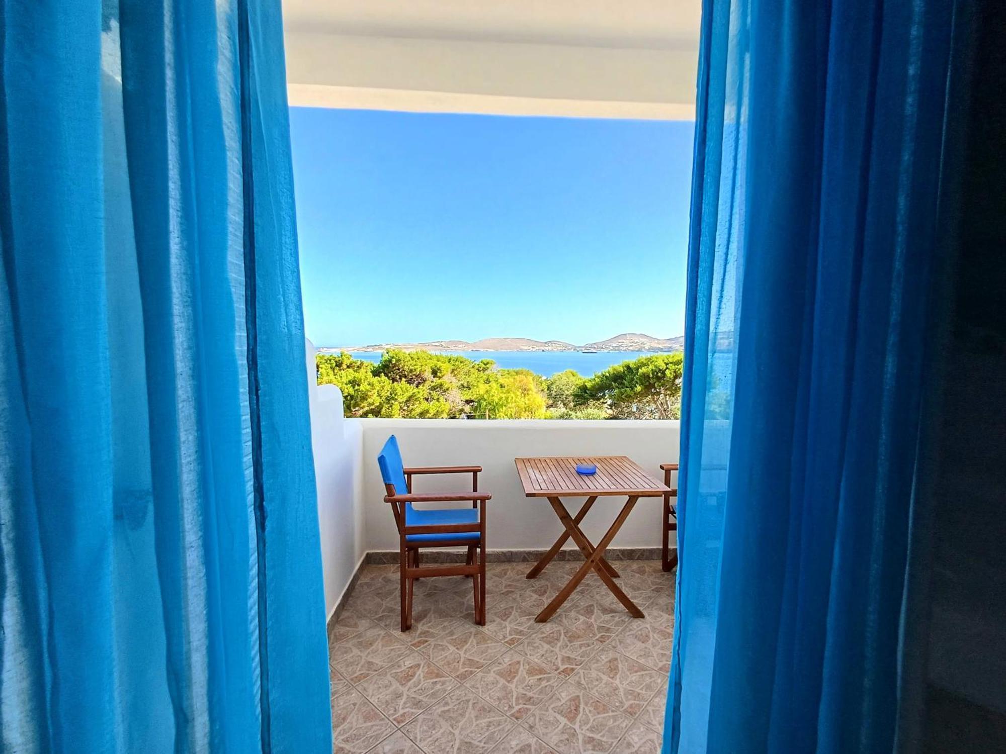 Paros Rooms Dora Екстериор снимка