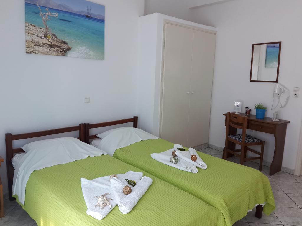 Paros Rooms Dora Екстериор снимка