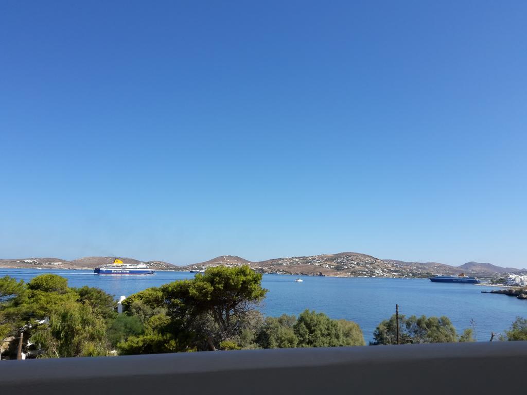 Paros Rooms Dora Екстериор снимка